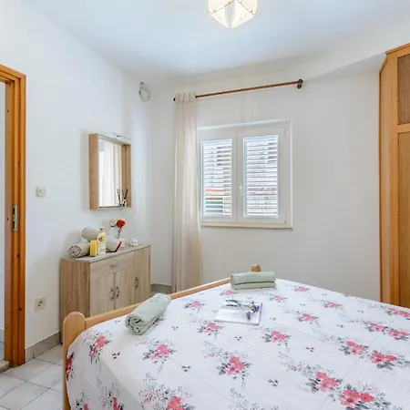 Apartman Valentina Sumartin